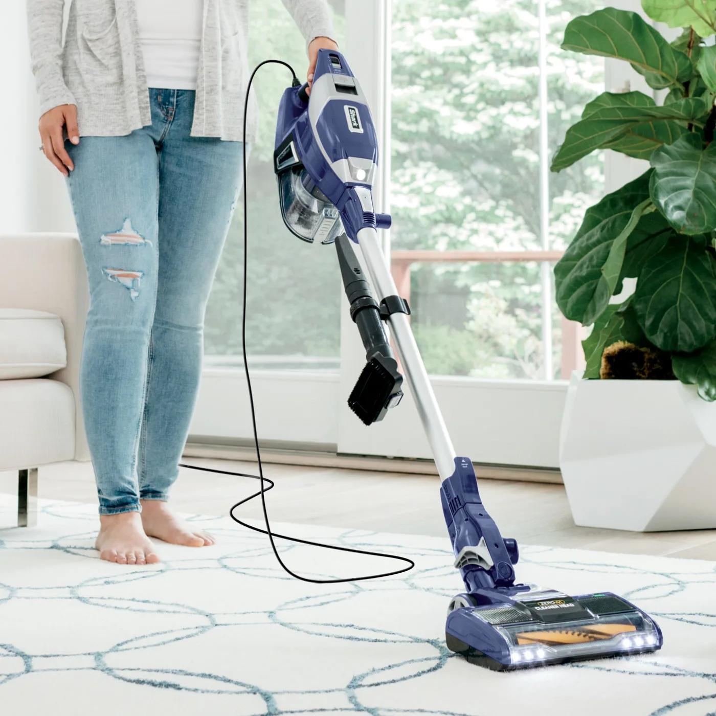 Shark Self-Cleaning Brushroll Corded